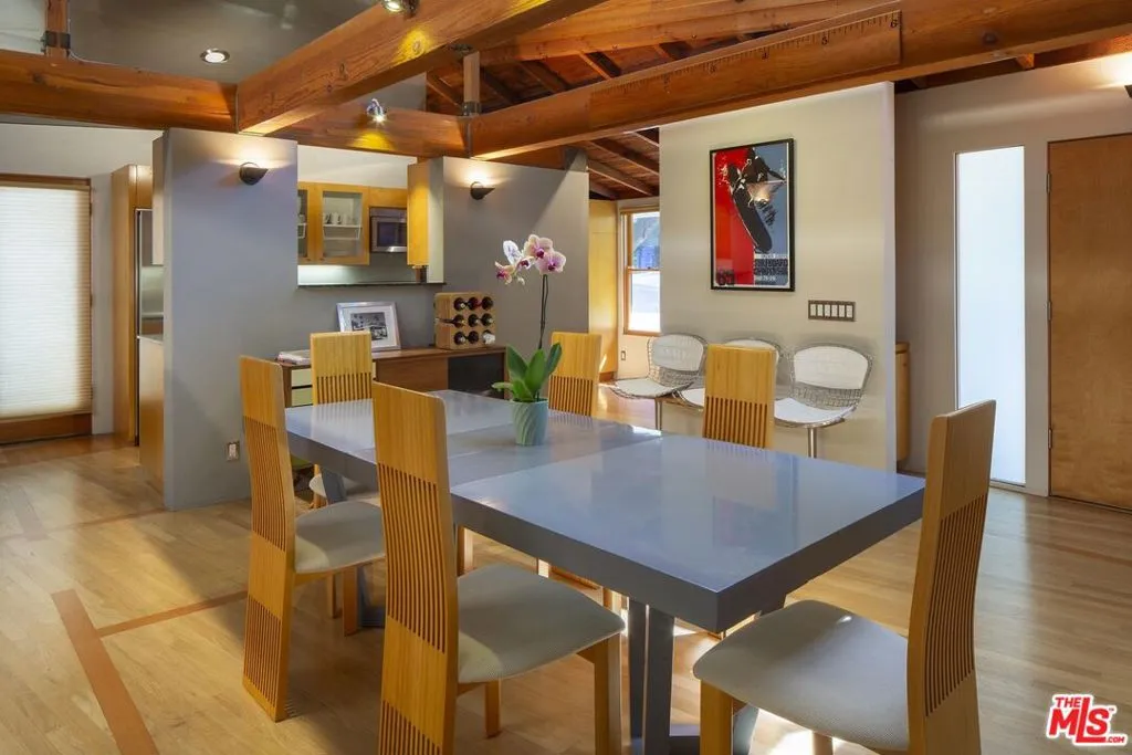 10335 Oletha Lane, Los Angeles, California 90077 home-pic-2